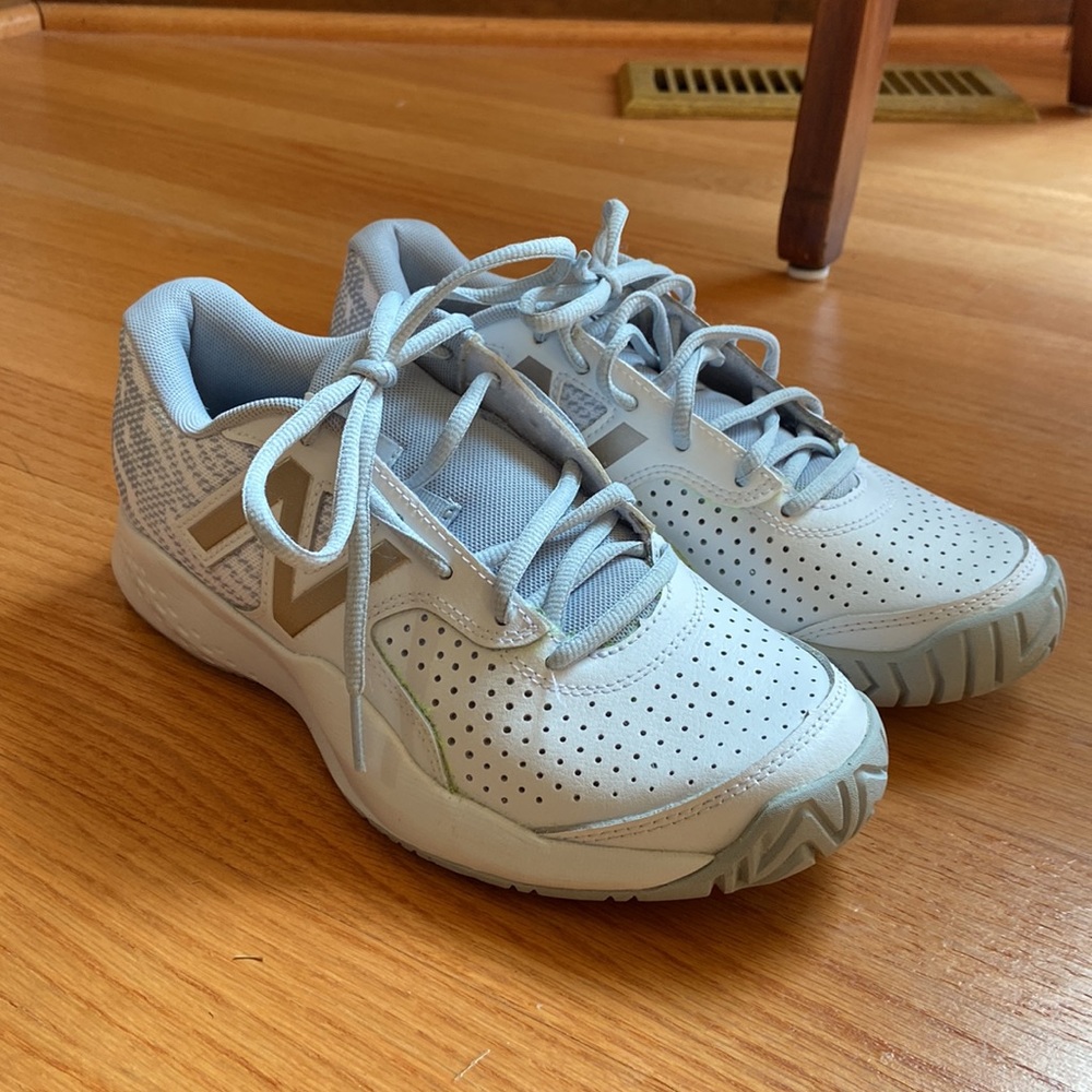 New Balance Sneakers - Picture 2 of 4